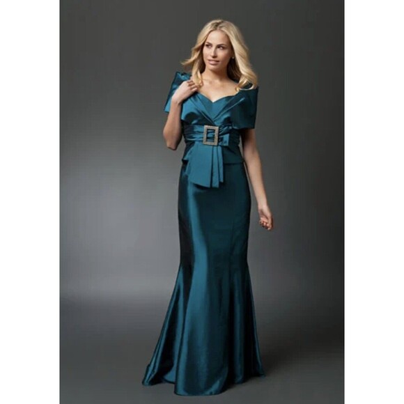 size 6 evening dress Alex Evenings Rebecca Puff Sleeve Detail Dress ICE SAGE / 12 main image 0